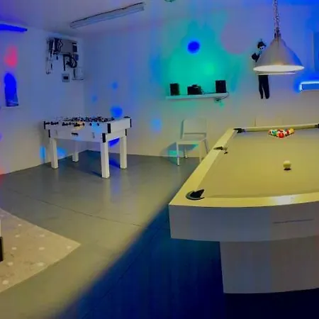 Villa I U